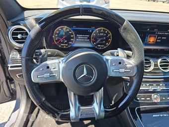2019 Mercedes-Benz AMG E 63 S 4MATIC Sedan - miniatura 10