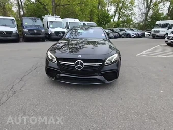 2019 Mercedes-Benz AMG E 63 S 4MATIC Sedan - miniatura 2