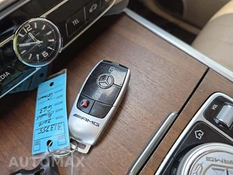 2019 Mercedes-Benz AMG G 63 4MATIC - miniatura 8