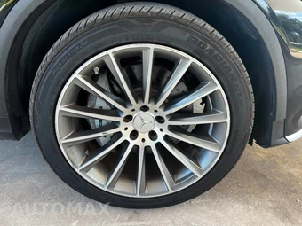 2019 Mercedes-Benz AMG GLC 43 4MATIC - miniatura 11