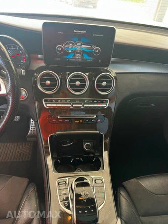 2019 Mercedes-Benz AMG GLC 43 4MATIC - miniatura 28