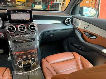 2019 Mercedes-Benz AMG GLC 43 4MATIC - miniatura 17