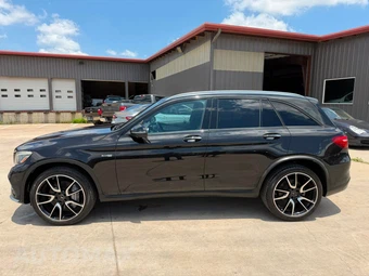 2019 Mercedes-Benz AMG GLC 43 4MATIC - miniatura 4