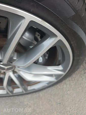 2019 Mercedes-Benz AMG GLC 63 4MATIC – miniatura 19