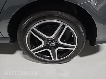 2019 Mercedes-Benz AMG GLE 43 4MATIC – miniatura 11