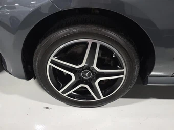 2019 Mercedes-Benz AMG GLE 43 4MATIC – miniatura 8