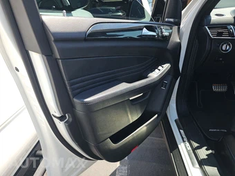 2019 Mercedes-Benz AMG GLE 43 4MATIC - miniatura 9