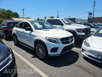 2019 Mercedes-Benz AMG GLE 43 4MATIC - miniatura 4