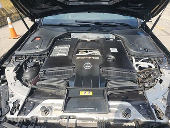 2019 Mercedes-Benz AMG GT 63 4MATIC Sedan - miniatura 22