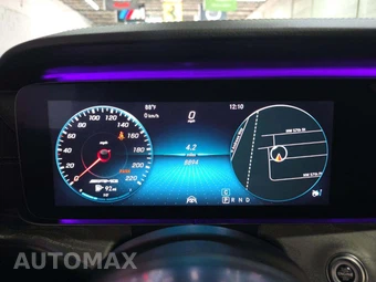 2019 Mercedes-Benz AMG GT 63 4MATIC Sedan – miniatura 9