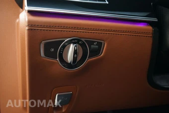 2019 Mercedes-Benz AMG GT 63 4MATIC Sedan - miniatura 30