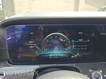 2019 Mercedes-Benz AMG GT 63 S 4MATIC Sedan – miniatura 6