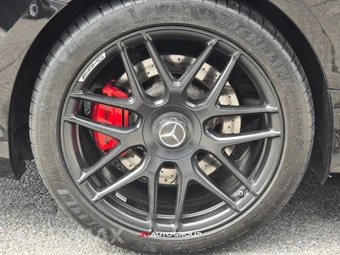 2019 Mercedes-Benz AMG S 63 4MATIC Coupe - miniatura 13
