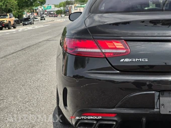 2019 Mercedes-Benz AMG S 63 4MATIC Coupe - miniatura 16