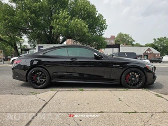 2019 Mercedes-Benz AMG S 63 4MATIC Coupe - miniatura 7