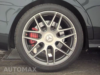 2019 Mercedes-Benz AMG S 63 4MATIC Sedan - miniatura 11