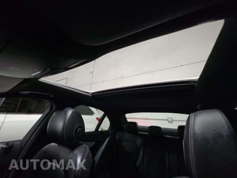 2019 Mercedes-Benz C 300 4MATIC Sedan - miniatura 11