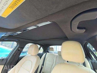 2019 Mercedes-Benz C 300 4MATIC Sedan - miniatura 11
