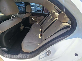 2019 Mercedes-Benz C 300 4MATIC Sedan - miniatura 13