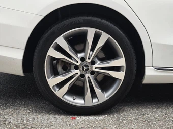 2019 Mercedes-Benz C 300 4MATIC Sedan - miniatura 11