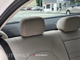 2019 Mercedes-Benz C 300 4MATIC Sedan - miniatura 32