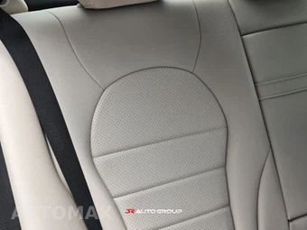 2019 Mercedes-Benz C 300 4MATIC Sedan - miniatura 33