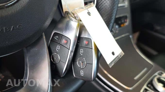 2019 Mercedes-Benz C 300 4MATIC Sedan - miniatura 19