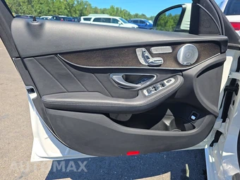 2019 Mercedes-Benz C 300 4MATIC Sedan - miniatura 9