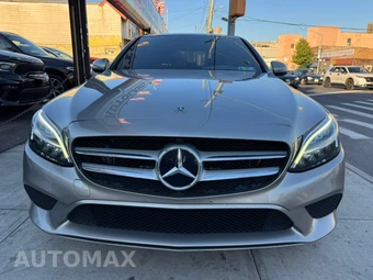 2019 Mercedes-Benz C 300 4MATIC Sedan - miniatura 3