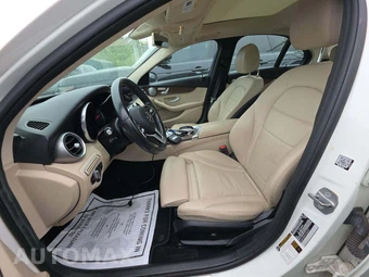 2019 Mercedes-Benz C 300 4MATIC Sedan – miniatura 6