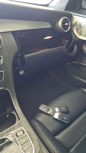 2019 Mercedes-Benz C 300 Convertible - miniatura 25