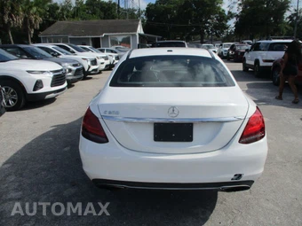 2019 Mercedes-Benz C 300 Sedan - miniatura 7