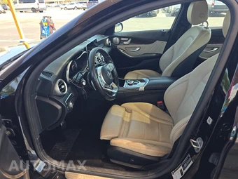 2019 Mercedes-Benz C 300 Sedan - miniatura 7