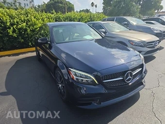 2019 Mercedes-Benz C 300 Sedan - miniatura 3