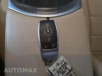 2019 Mercedes-Benz C 300 Sedan - miniatura 8