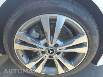 2019 Mercedes-Benz C 300 Sedan – miniatura 24