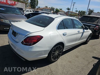 2019 Mercedes-Benz C 300 Sedan – miniatura 4
