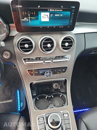2019 Mercedes-Benz C 300 Sedan - miniatura 11