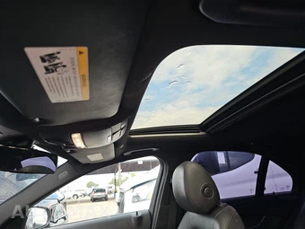 2019 Mercedes-Benz C 300 Sedan - miniatura 18