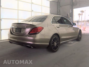 2019 Mercedes-Benz C 300 Sedan - miniatura 4