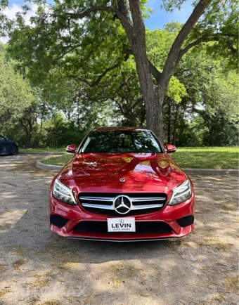 2019 Mercedes-Benz C 300 Sedan - miniatura 2