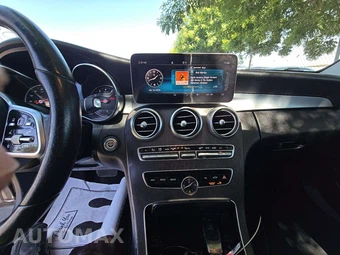 2019 Mercedes-Benz C 300 Sedan - miniatura 8