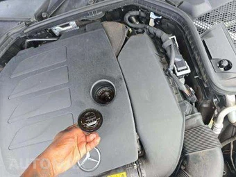 2019 Mercedes-Benz C 300 Sedan – miniatura 33