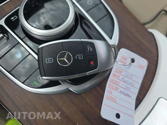 2019 Mercedes-Benz C 300 Sedan – miniatura 5