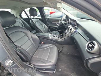 2019 Mercedes-Benz C 300 Sedan - miniatura 8