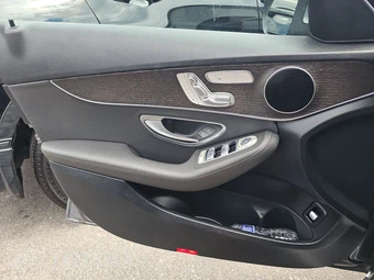 2019 Mercedes-Benz C 300 Sedan - miniatura 9