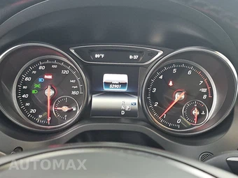 2019 Mercedes-Benz CLA 250 4MATIC - miniatura 12