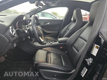 2019 Mercedes-Benz CLA 250 4MATIC - miniatura 7
