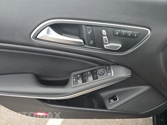 2019 Mercedes-Benz CLA 250 4MATIC - miniatura 9