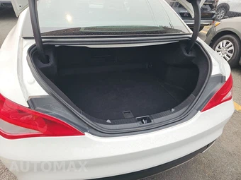 2019 Mercedes-Benz CLA 250 4MATIC – miniatura 16